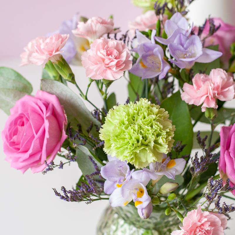 Sweetheart - Briefkasten-Saisonstrauß